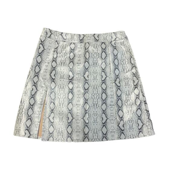 Princess Polly white snakeskin faux leather mini skirt size 0 - Picture 9 of 9